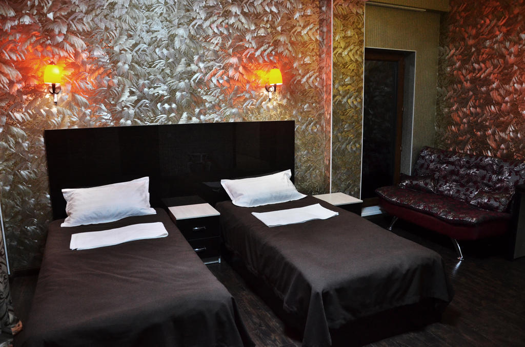 Voyage Hotel Bishkek Room photo