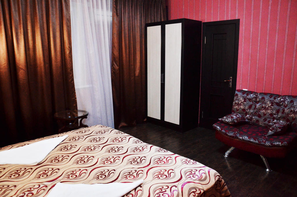 Voyage Hotel Bishkek Room photo