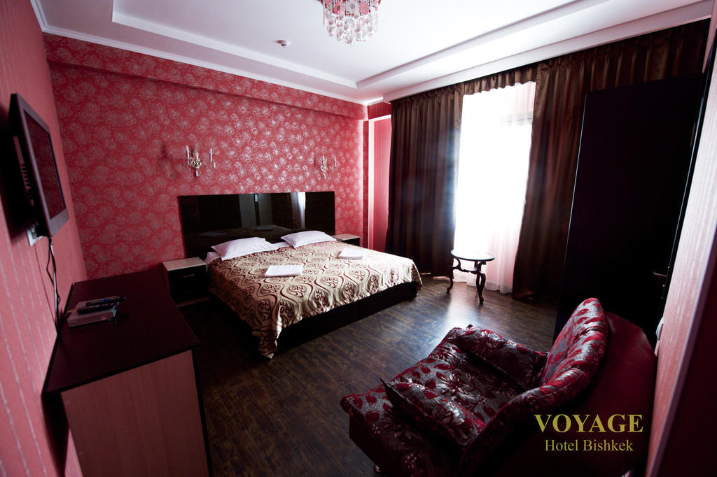 Voyage Hotel Bishkek Room photo