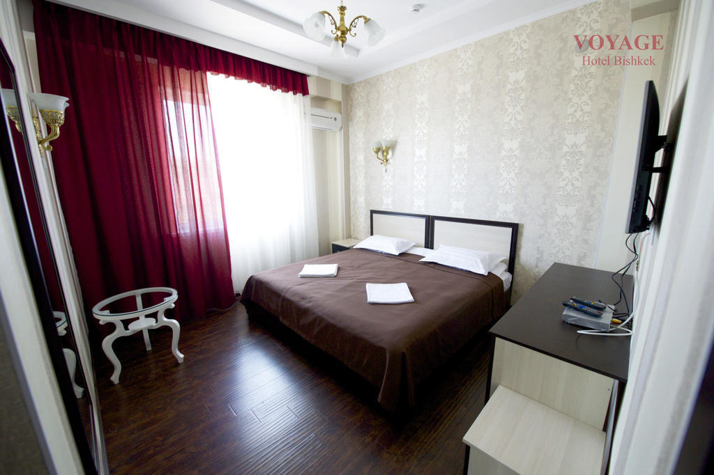 Voyage Hotel Bishkek Room photo
