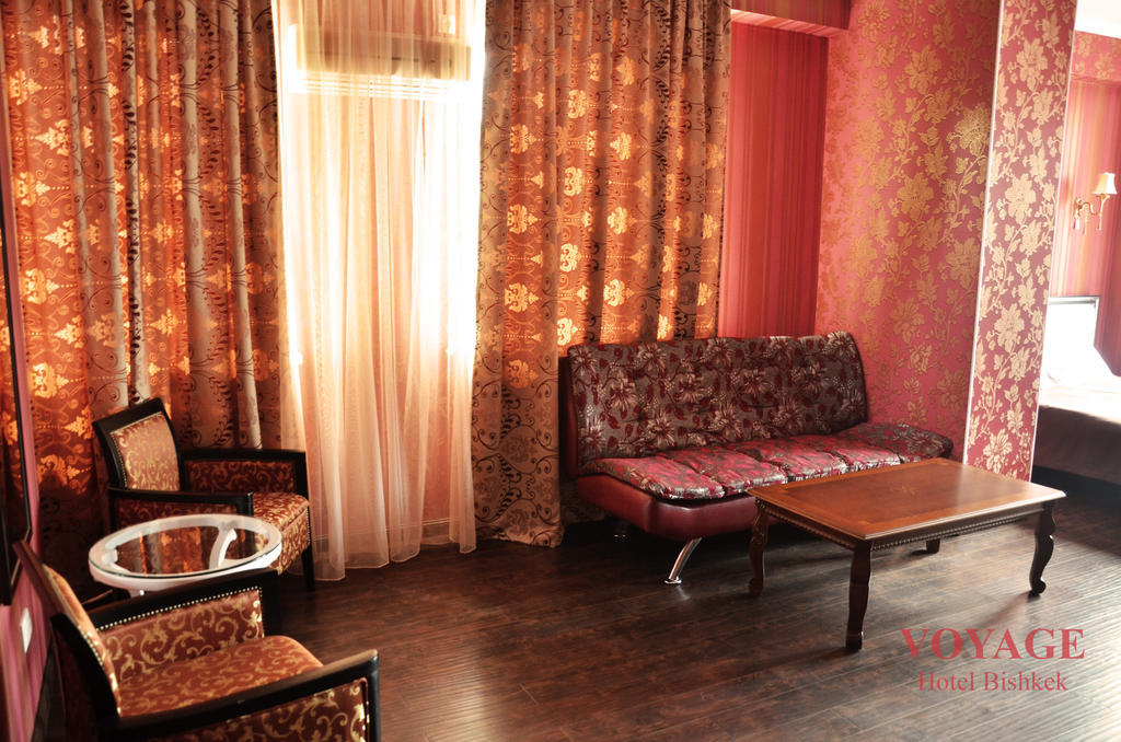 Voyage Hotel Bishkek Room photo