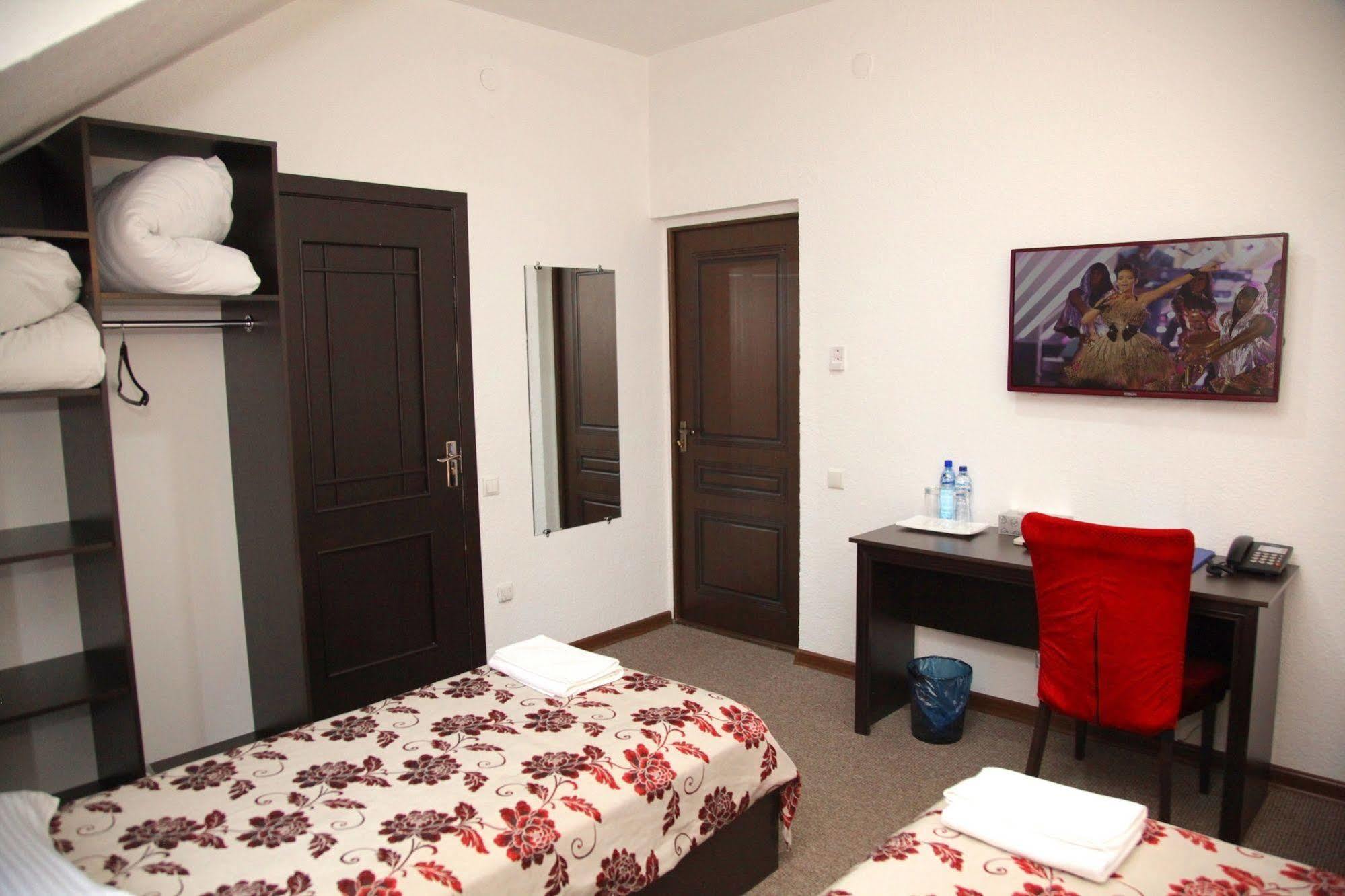 Voyage Hotel Bishkek Exterior photo